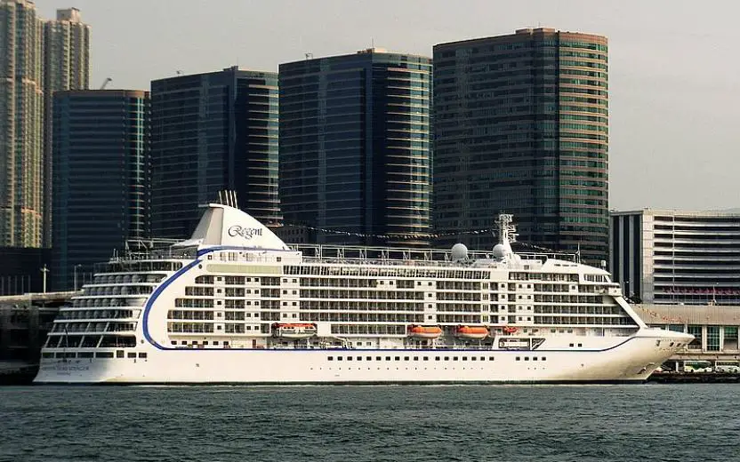 cruise ship schedule hong kong